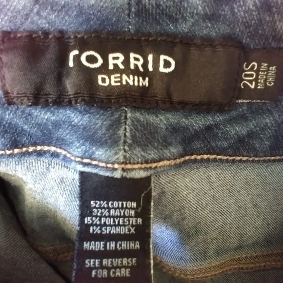 Torrid Denim Jeans Womens Size 20S Slim Fit Tappered Leg Reg Fit Zip - Picture 8 of 10